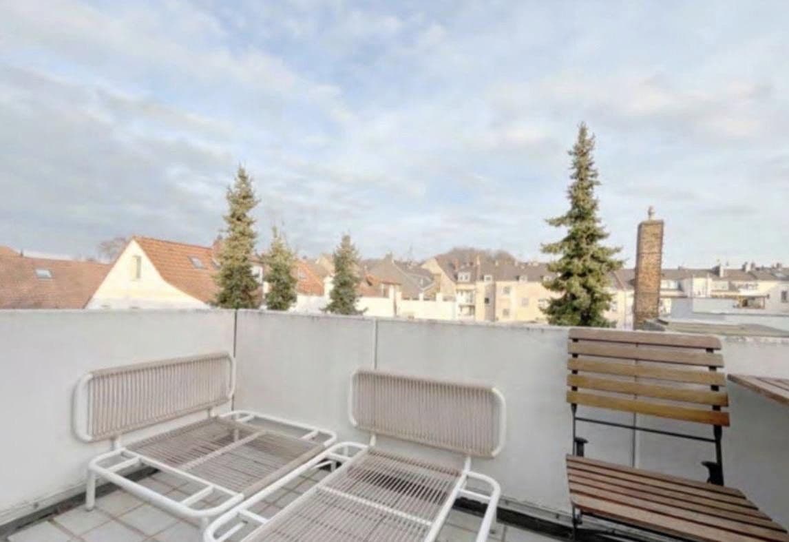 Prenájom bytu 2-izbový 56 m², Düsseldorf, Severné Porýnie - Westfálsko Prenájom bytu 2-izbový 56 m², Düsseldorf, Severné Porýnie - Westfálsko