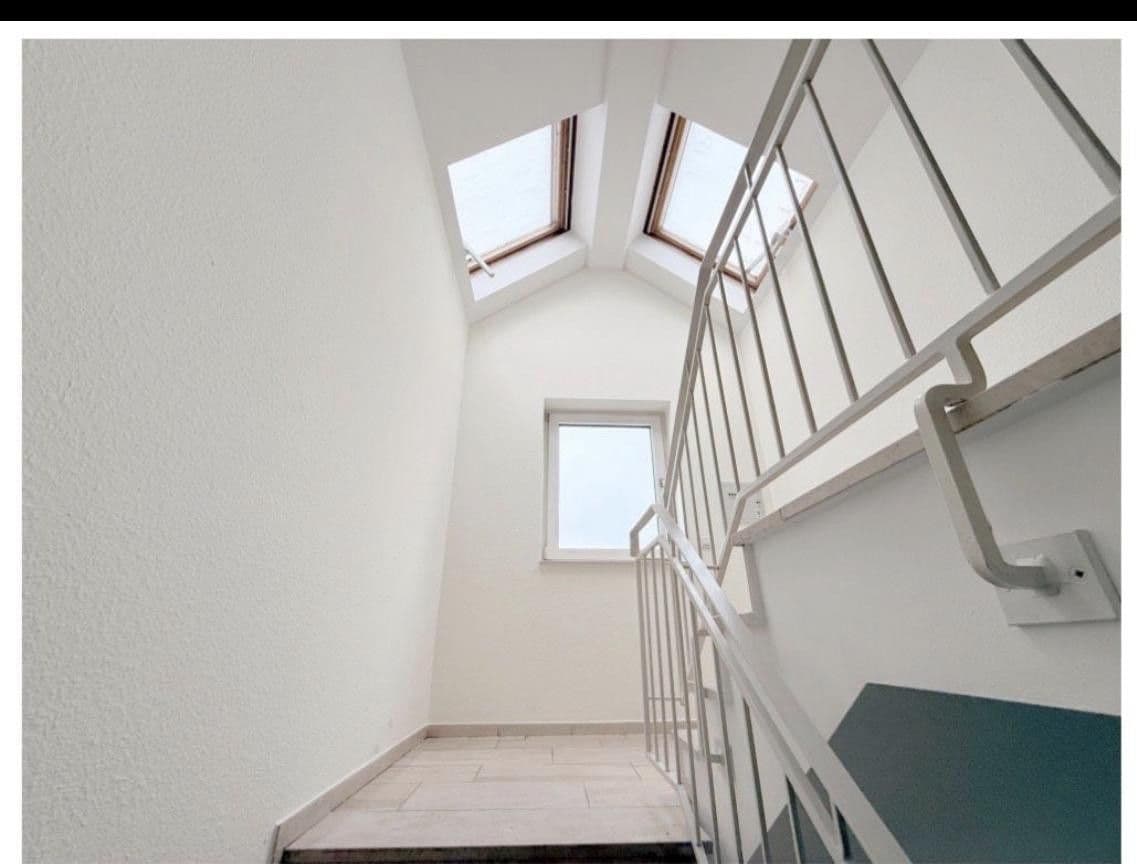 Prenájom bytu 2-izbový 56 m², Düsseldorf, Severné Porýnie - Westfálsko Prenájom bytu 2-izbový 56 m², Düsseldorf, Severné Porýnie - Westfálsko