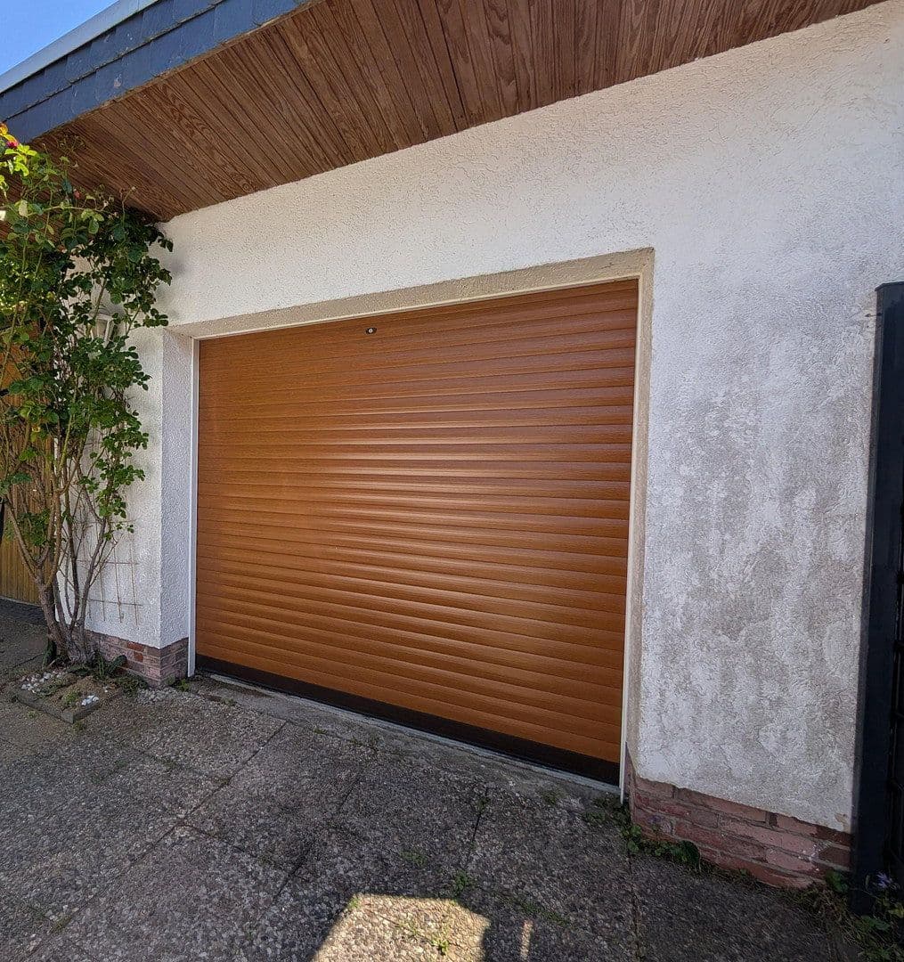 Predaj domu 174 m², pozemok 1.200 m², Celle, Dolné Sasko Predaj domu 174 m², pozemok 1.200 m², Celle, Dolné Sasko