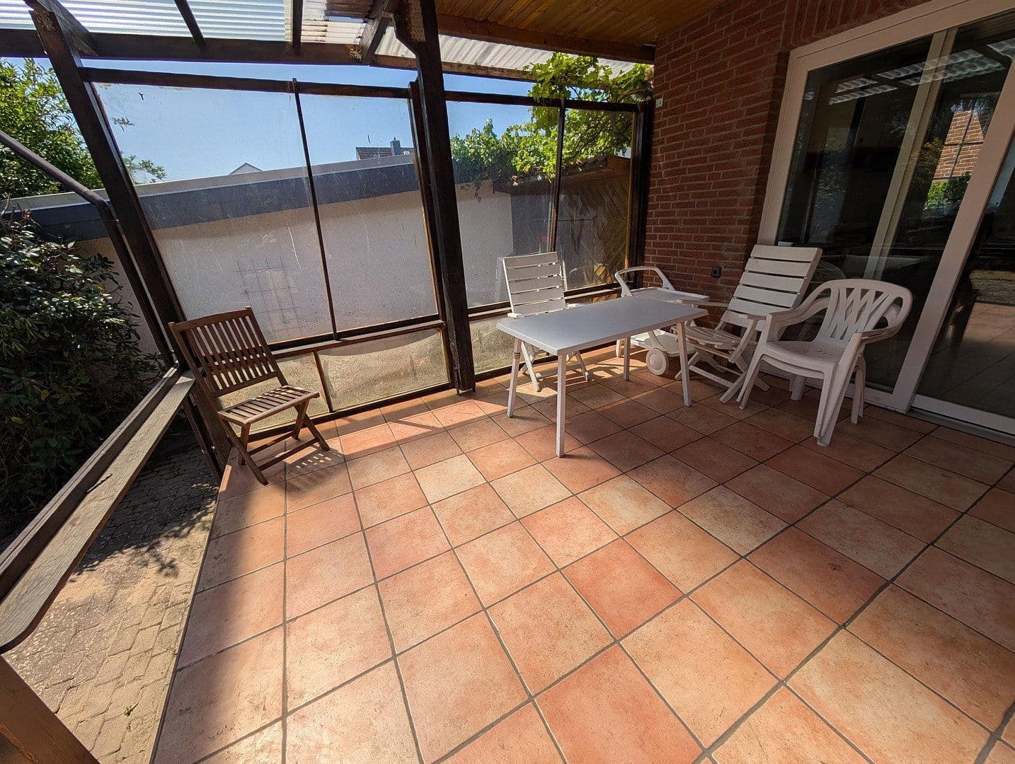Predaj domu 174 m², pozemok 1.200 m², Celle, Dolné Sasko Predaj domu 174 m², pozemok 1.200 m², Celle, Dolné Sasko