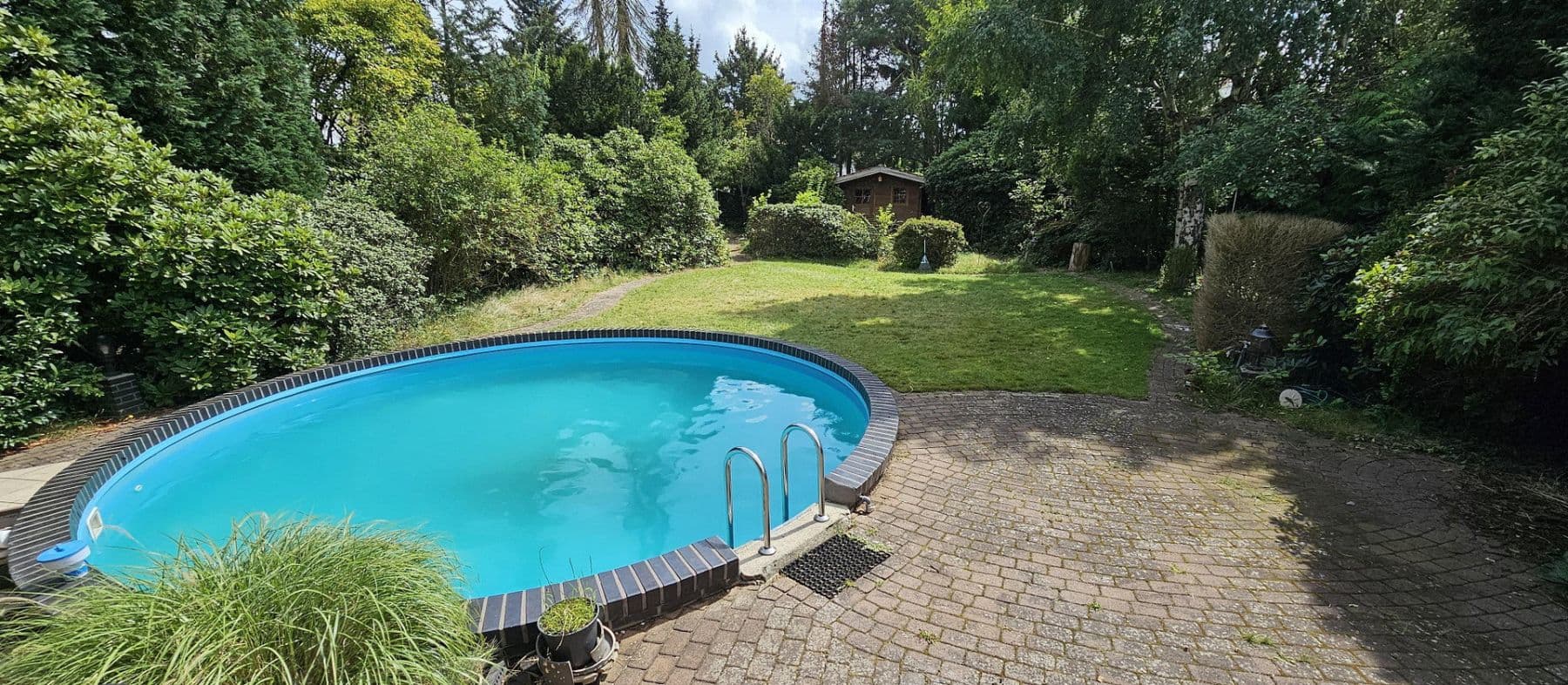 Predaj domu 174 m², pozemok 1.200 m², Celle, Dolné Sasko Predaj domu 174 m², pozemok 1.200 m², Celle, Dolné Sasko