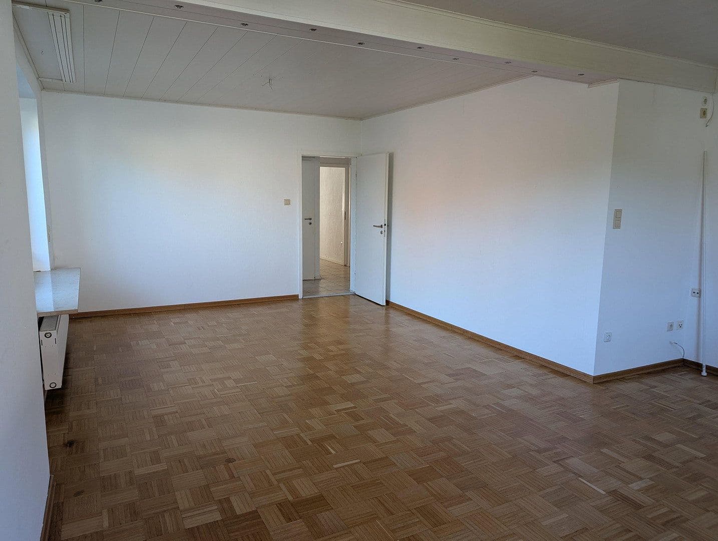 Predaj domu 174 m², pozemok 1.200 m², Celle, Dolné Sasko Predaj domu 174 m², pozemok 1.200 m², Celle, Dolné Sasko