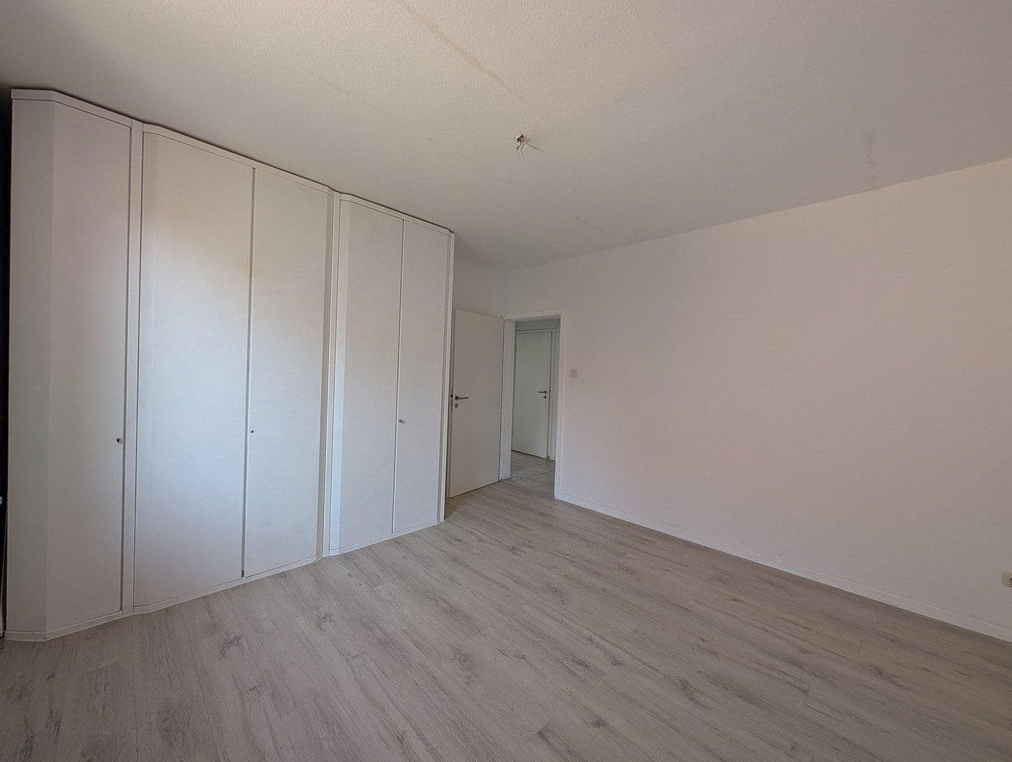 Predaj domu 174 m², pozemok 1.200 m², Celle, Dolné Sasko Predaj domu 174 m², pozemok 1.200 m², Celle, Dolné Sasko