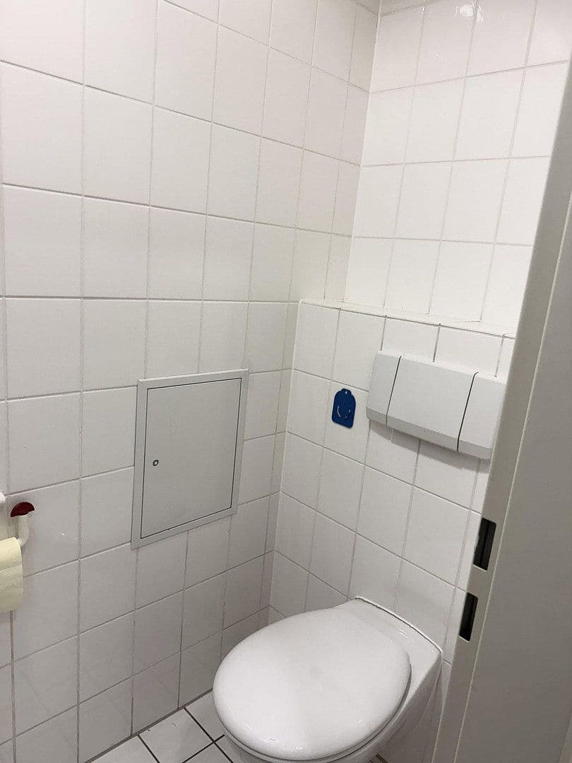 Prenájom kancelárie 75 m², Lübecker Straße 25-27, Schwerin - Altstadt, Meklenbursko-Predpomoransko Prenájom kancelárie 75 m², Lübecker Straße 25-27, Schwerin - Altstadt, Meklenbursko-Predpomoransko