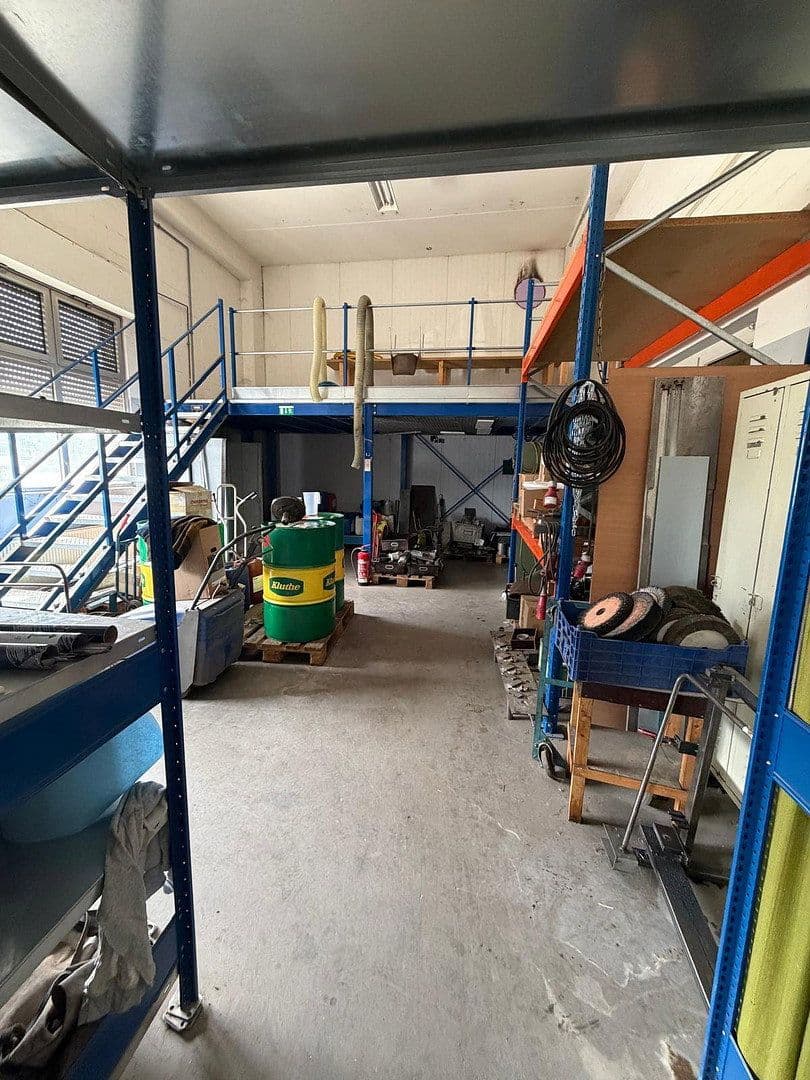 Prenájom nebytového priestoru 1.400 m², Dieselstraße 4, Arnsberg, Severné Porýnie - Westfálsko Prenájom nebytového priestoru 1.400 m², Dieselstraße 4, Arnsberg, Severné Porýnie - Westfálsko