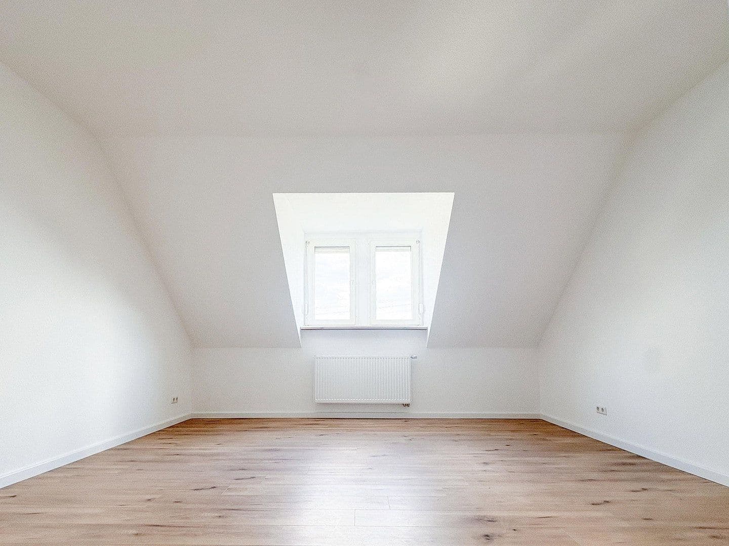 Predaj bytu 2-izbový 48 m², Wiesbaden, Hesensko Predaj bytu 2-izbový 48 m², Wiesbaden, Hesensko
