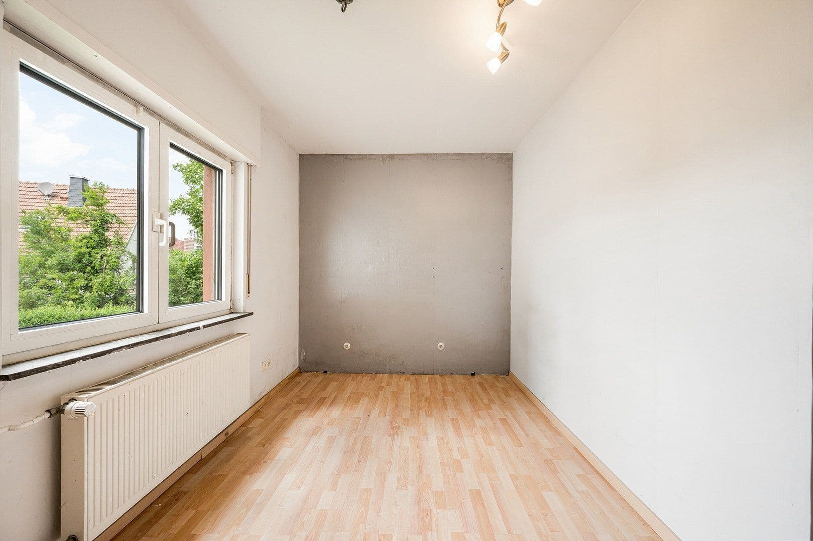 Predaj domu 213 m², pozemok 399 m², Königsteiner Straße 9, Eppstein, Hesensko Predaj domu 213 m², pozemok 399 m², Königsteiner Straße 9, Eppstein, Hesensko
