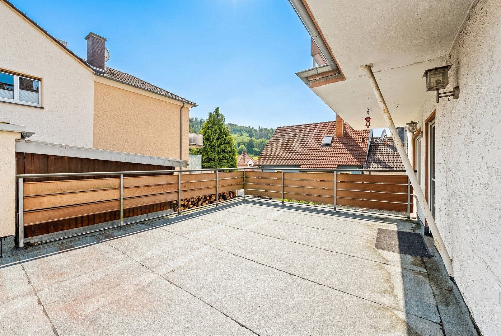 Predaj domu 213 m², pozemok 399 m², Königsteiner Straße 9, Eppstein, Hesensko Predaj domu 213 m², pozemok 399 m², Königsteiner Straße 9, Eppstein, Hesensko