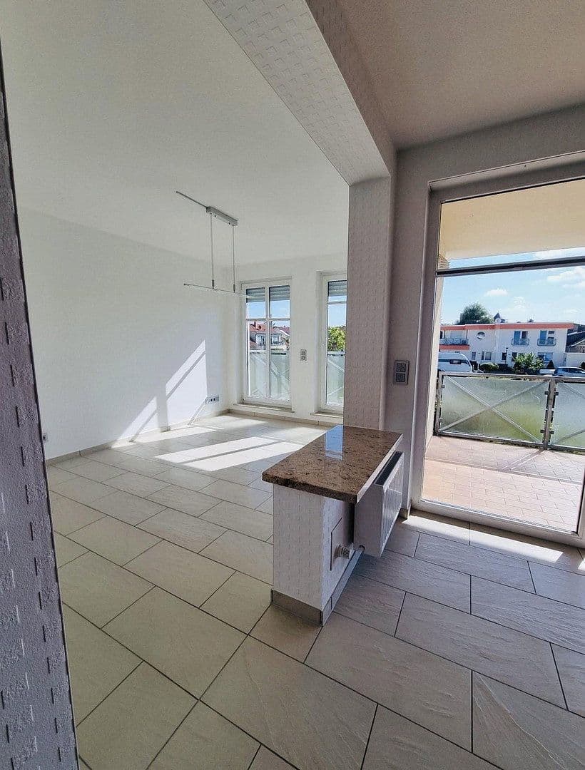 Predaj bytu 4-izbový 125 m², Neustrelitz, Meklenbursko-Predpomoransko Predaj bytu 4-izbový 125 m², Neustrelitz, Meklenbursko-Predpomoransko
