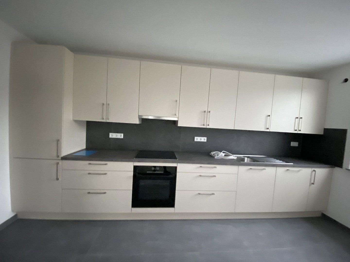 Prenájom bytu 4-izbový 113 m², Laufenburg (Baden), Bádensko-Wurttembersko Prenájom bytu 4-izbový 113 m², Laufenburg (Baden), Bádensko-Wurttembersko