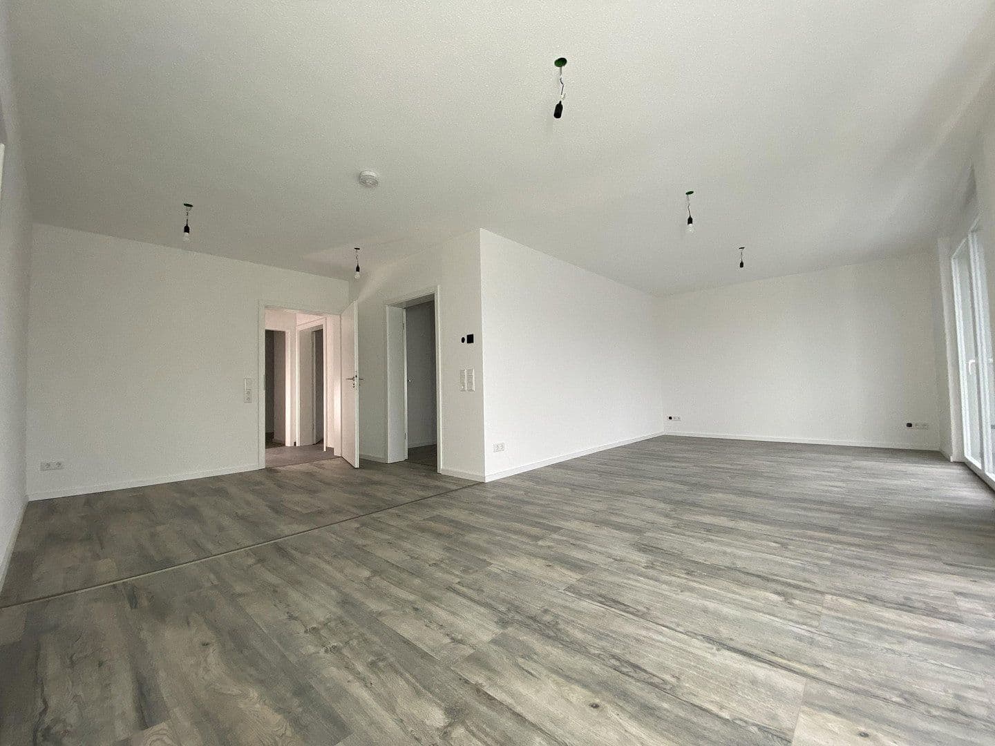Prenájom bytu 4-izbový 113 m², Laufenburg (Baden), Bádensko-Wurttembersko Prenájom bytu 4-izbový 113 m², Laufenburg (Baden), Bádensko-Wurttembersko