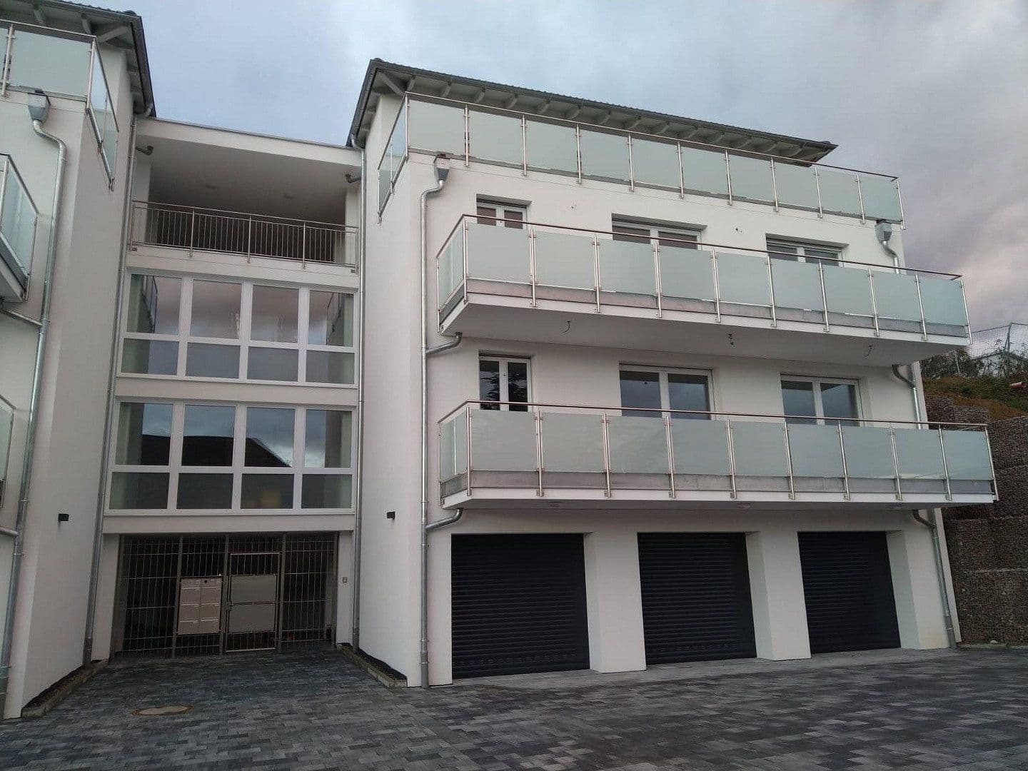 Prenájom bytu 4-izbový 113 m², Laufenburg (Baden), Bádensko-Wurttembersko Prenájom bytu 4-izbový 113 m², Laufenburg (Baden), Bádensko-Wurttembersko