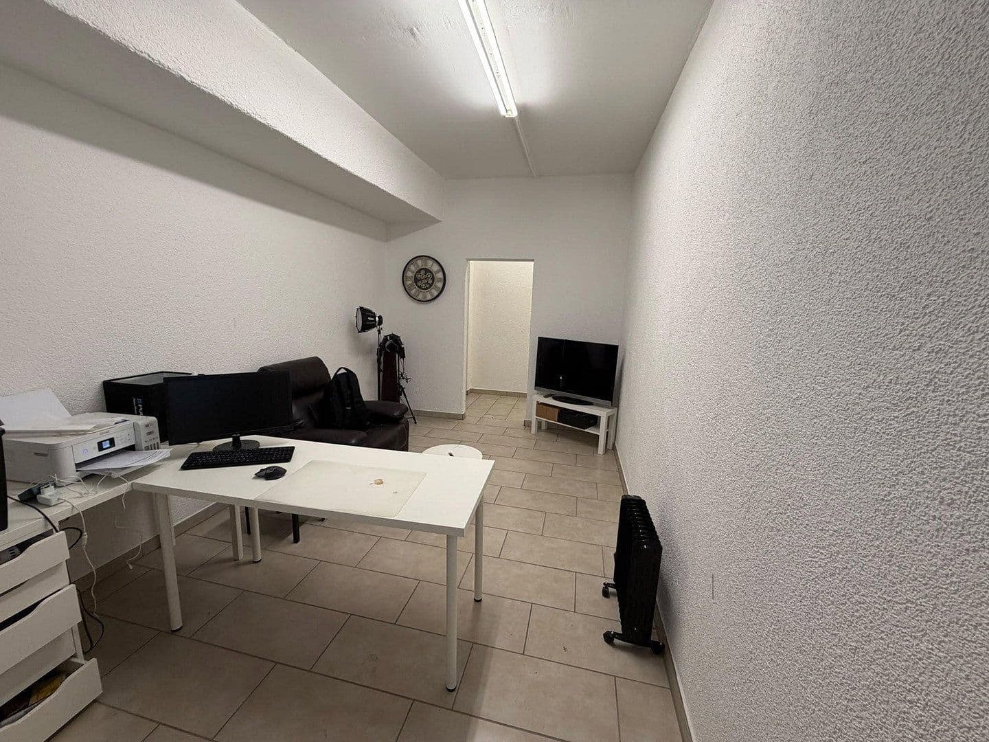 Prenájom nebytového priestoru 86 m², Stadecken-Elsheim, Porýnie-Falcko Prenájom nebytového priestoru 86 m², Stadecken-Elsheim, Porýnie-Falcko