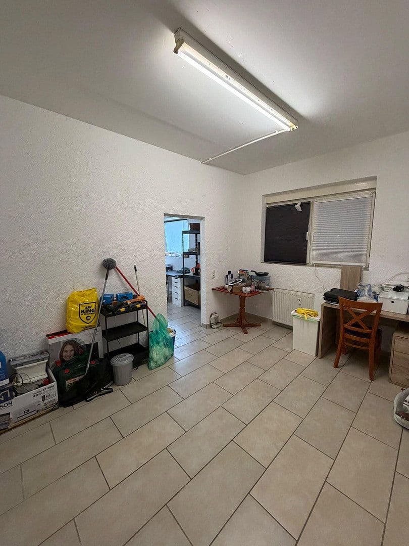 Prenájom nebytového priestoru 86 m², Stadecken-Elsheim, Porýnie-Falcko Prenájom nebytového priestoru 86 m², Stadecken-Elsheim, Porýnie-Falcko