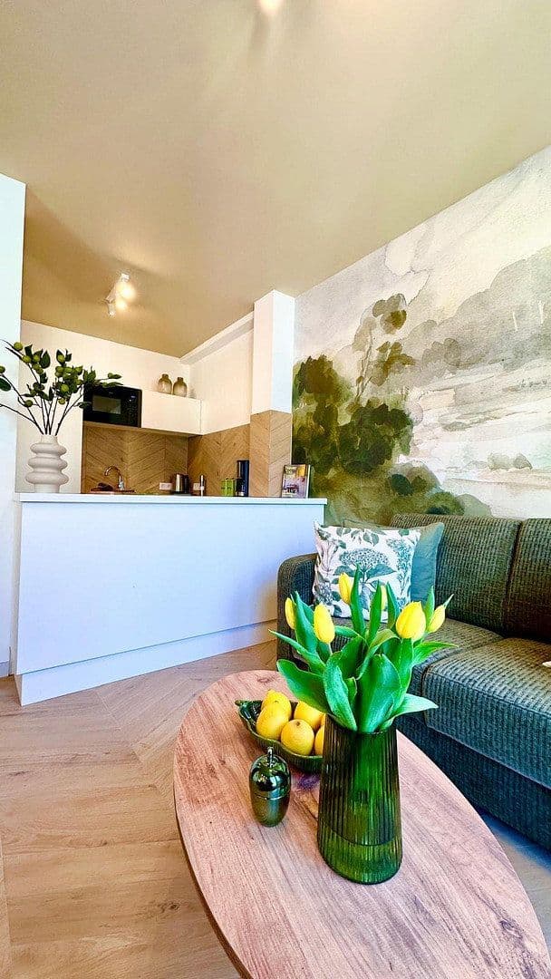 Prenájom bytu 2-izbový 40 m², Kölner Str. 285, Düsseldorf, Severné Porýnie - Westfálsko Prenájom bytu 2-izbový 40 m², Kölner Str. 285, Düsseldorf, Severné Porýnie - Westfálsko