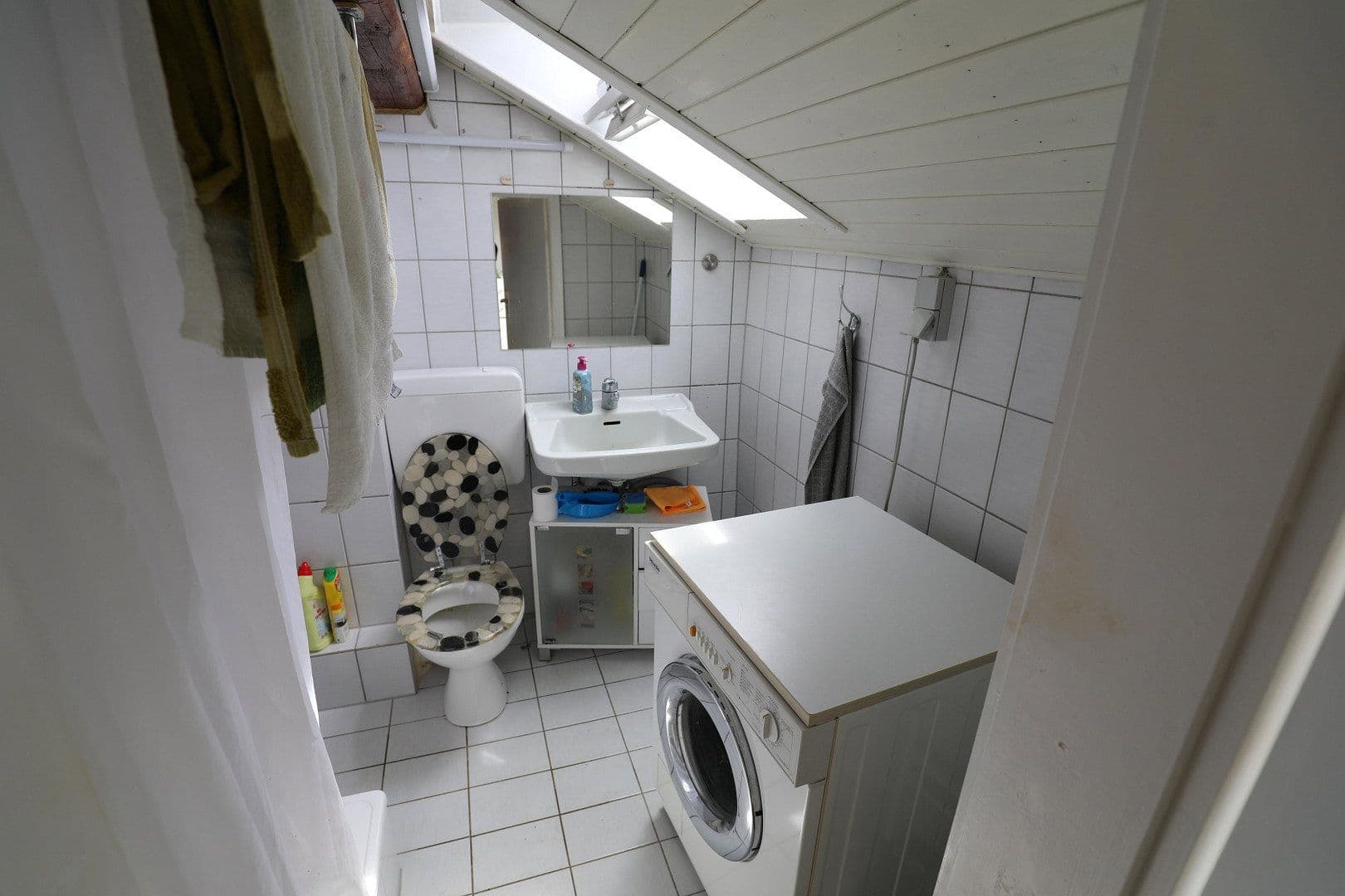Prenájom bytu 1-izbový 26 m², Östringen, Bádensko-Wurttembersko Prenájom bytu 1-izbový 26 m², Östringen, Bádensko-Wurttembersko