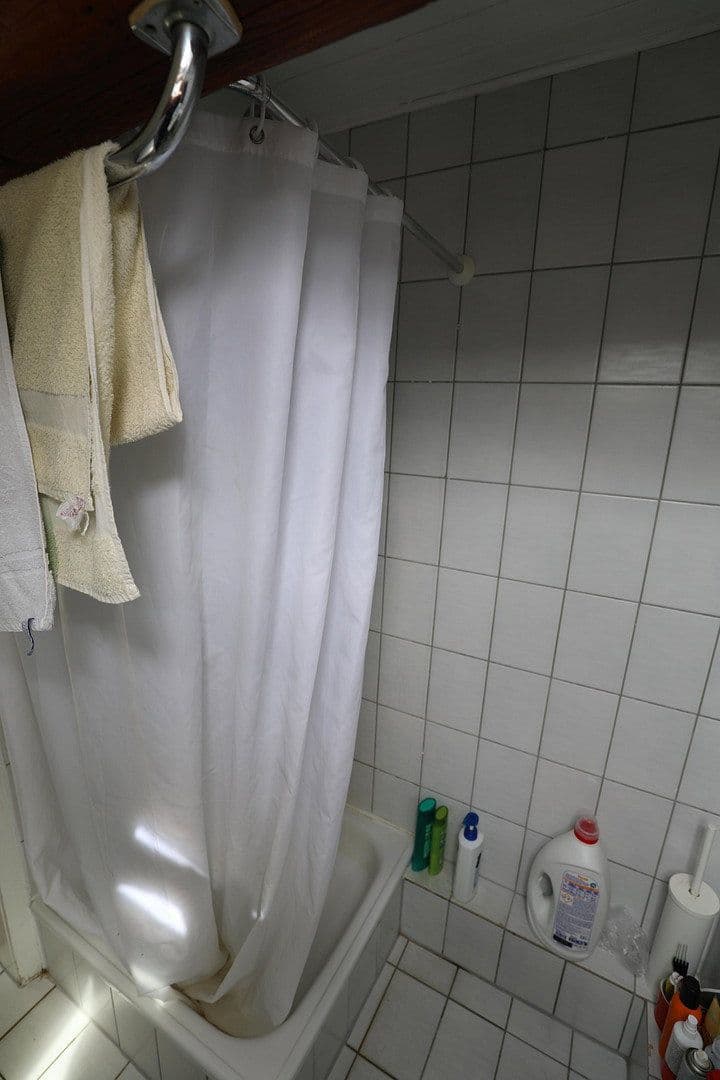 Prenájom bytu 1-izbový 26 m², Östringen, Bádensko-Wurttembersko Prenájom bytu 1-izbový 26 m², Östringen, Bádensko-Wurttembersko