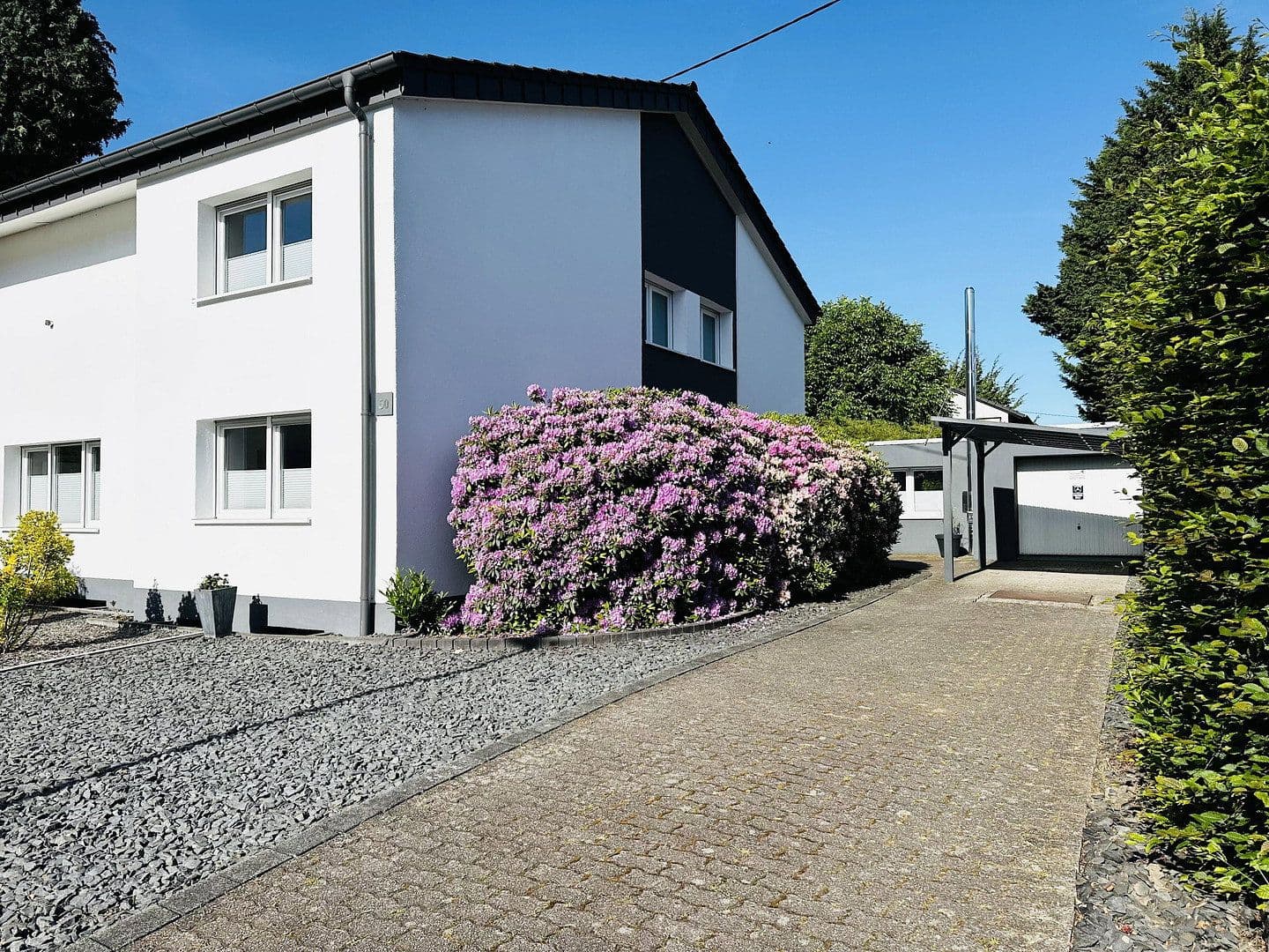 Predaj domu 209 m², pozemok 681 m², Theodor Heuss Allee 50, Hennef (Sieg), Severné Porýnie - Westfálsko Predaj domu 209 m², pozemok 681 m², Theodor Heuss Allee 50, Hennef (Sieg), Severné Porýnie - Westfálsko