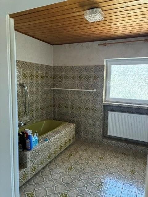 Predaj domu 250 m², pozemok 322 m², Kölnerstrasse 73, Jünkerath, Porýnie-Falcko Predaj domu 250 m², pozemok 322 m², Kölnerstrasse 73, Jünkerath, Porýnie-Falcko