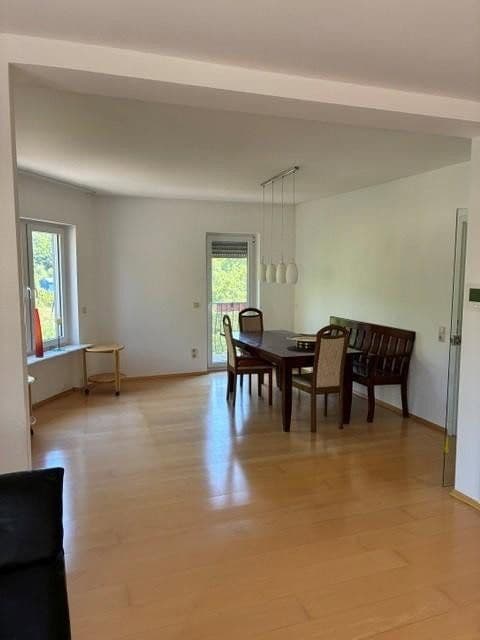 Predaj domu 250 m², pozemok 322 m², Kölnerstrasse 73, Jünkerath, Porýnie-Falcko Predaj domu 250 m², pozemok 322 m², Kölnerstrasse 73, Jünkerath, Porýnie-Falcko