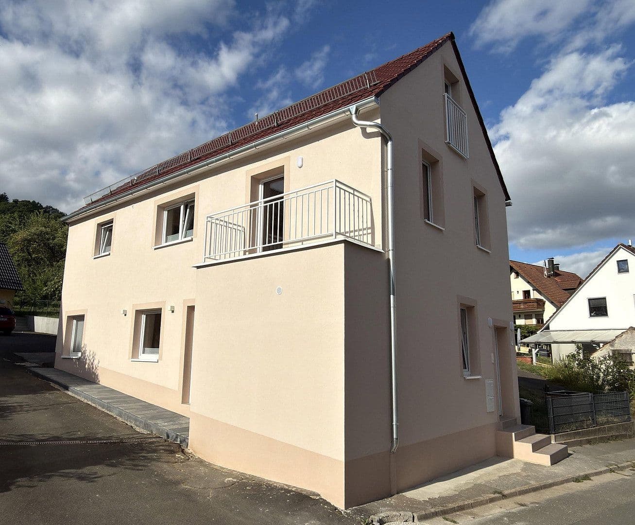 Predaj domu 135 m², pozemok 89 m², Igensdorf, Bavorsko Predaj domu 135 m², pozemok 89 m², Igensdorf, Bavorsko