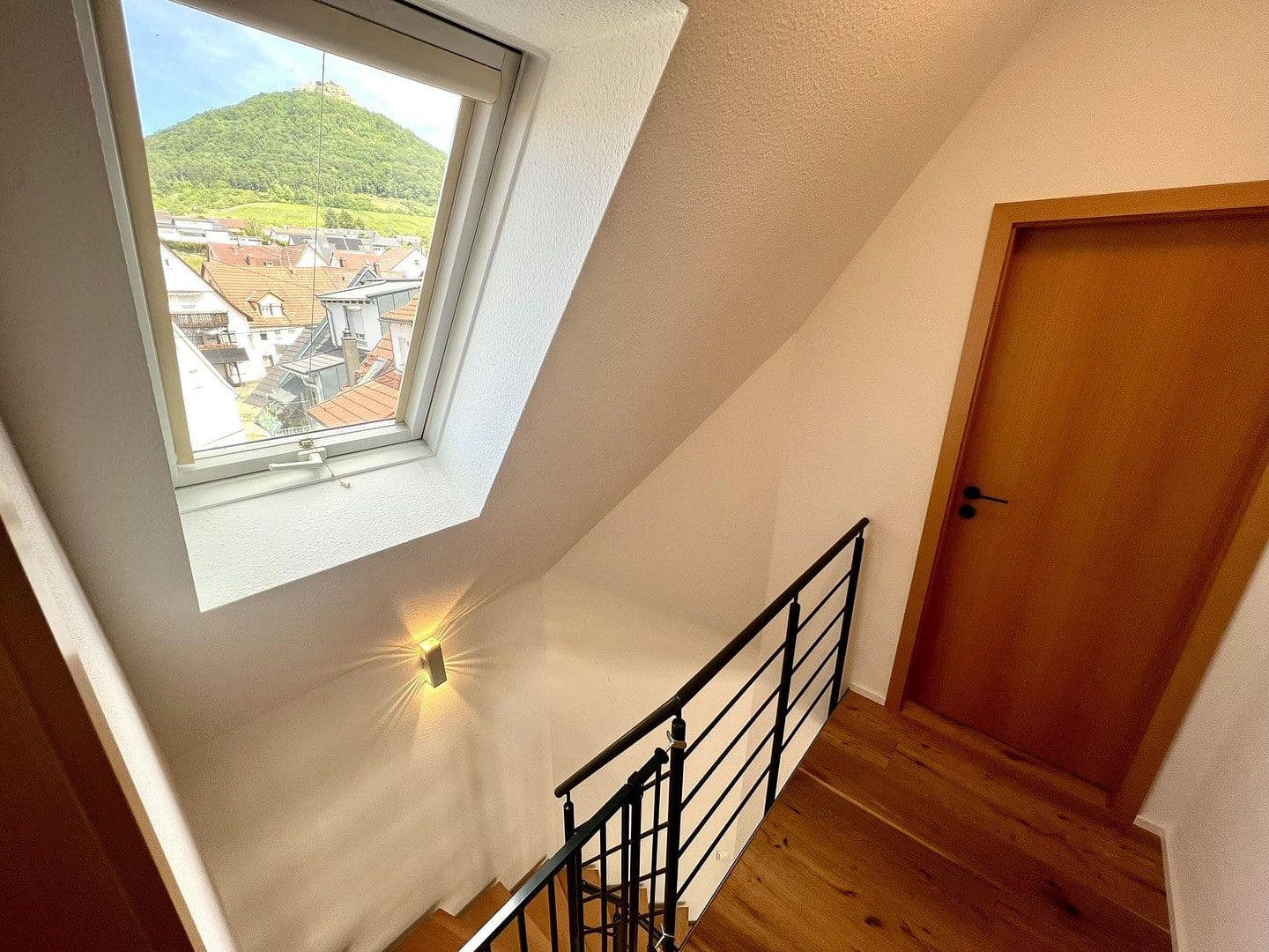Predaj bytu 4-izbový 76 m², Neuffen, Bádensko-Wurttembersko Predaj bytu 4-izbový 76 m², Neuffen, Bádensko-Wurttembersko