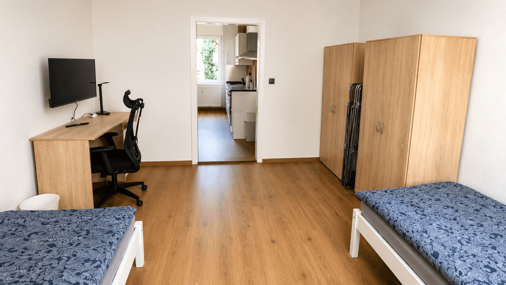Prenájom bytu 4-izbový 74 m², Lindenthaler Hauptstraße 79, Leipzig, Sasko Prenájom bytu 4-izbový 74 m², Lindenthaler Hauptstraße 79, Leipzig, Sasko