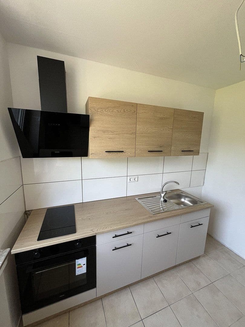 Prenájom bytu 2-izbový 54 m², Kupferdreherstraße 46, Essen, Severné Porýnie - Westfálsko Prenájom bytu 2-izbový 54 m², Kupferdreherstraße 46, Essen, Severné Porýnie - Westfálsko
