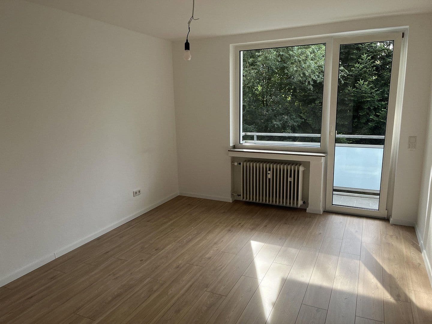 Prenájom bytu 2-izbový 54 m², Kupferdreherstraße 46, Essen, Severné Porýnie - Westfálsko Prenájom bytu 2-izbový 54 m², Kupferdreherstraße 46, Essen, Severné Porýnie - Westfálsko