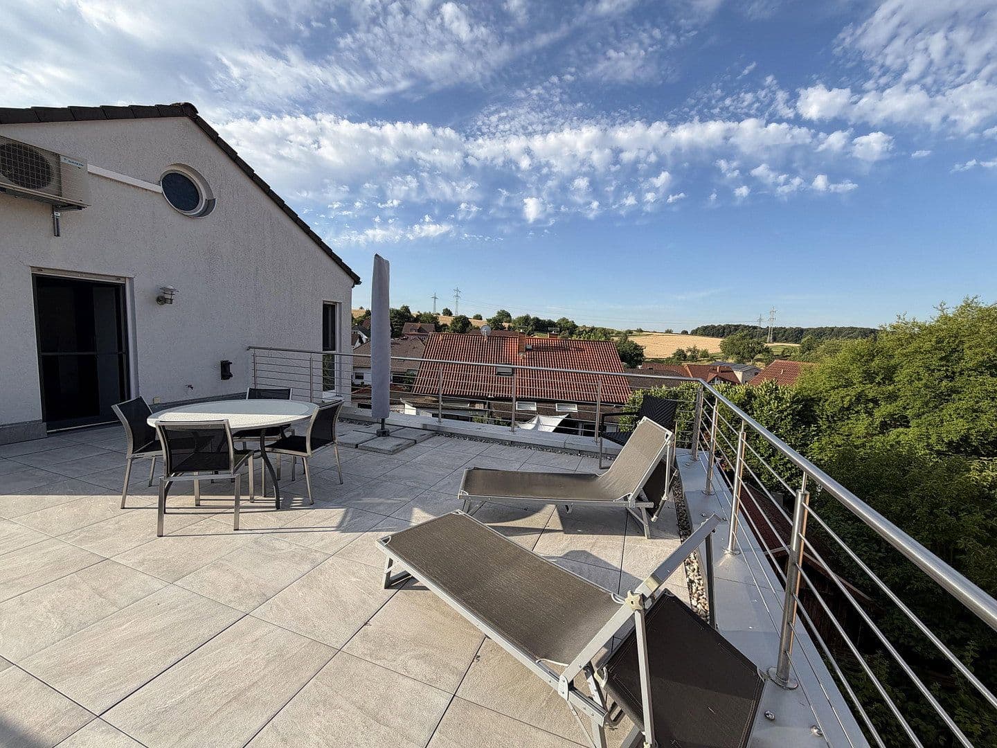Predaj bytu 4-izbový 123 m², Epfenbach, Bádensko-Wurttembersko Predaj bytu 4-izbový 123 m², Epfenbach, Bádensko-Wurttembersko