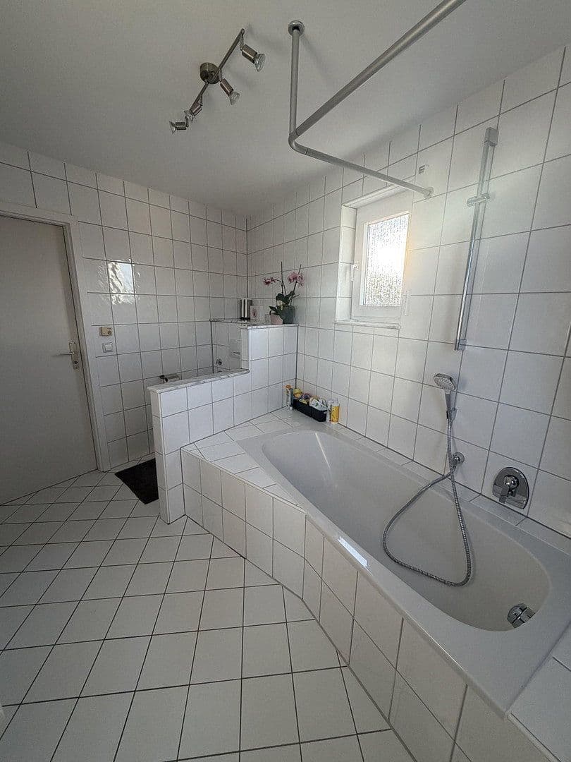 Predaj bytu 4-izbový 123 m², Epfenbach, Bádensko-Wurttembersko Predaj bytu 4-izbový 123 m², Epfenbach, Bádensko-Wurttembersko