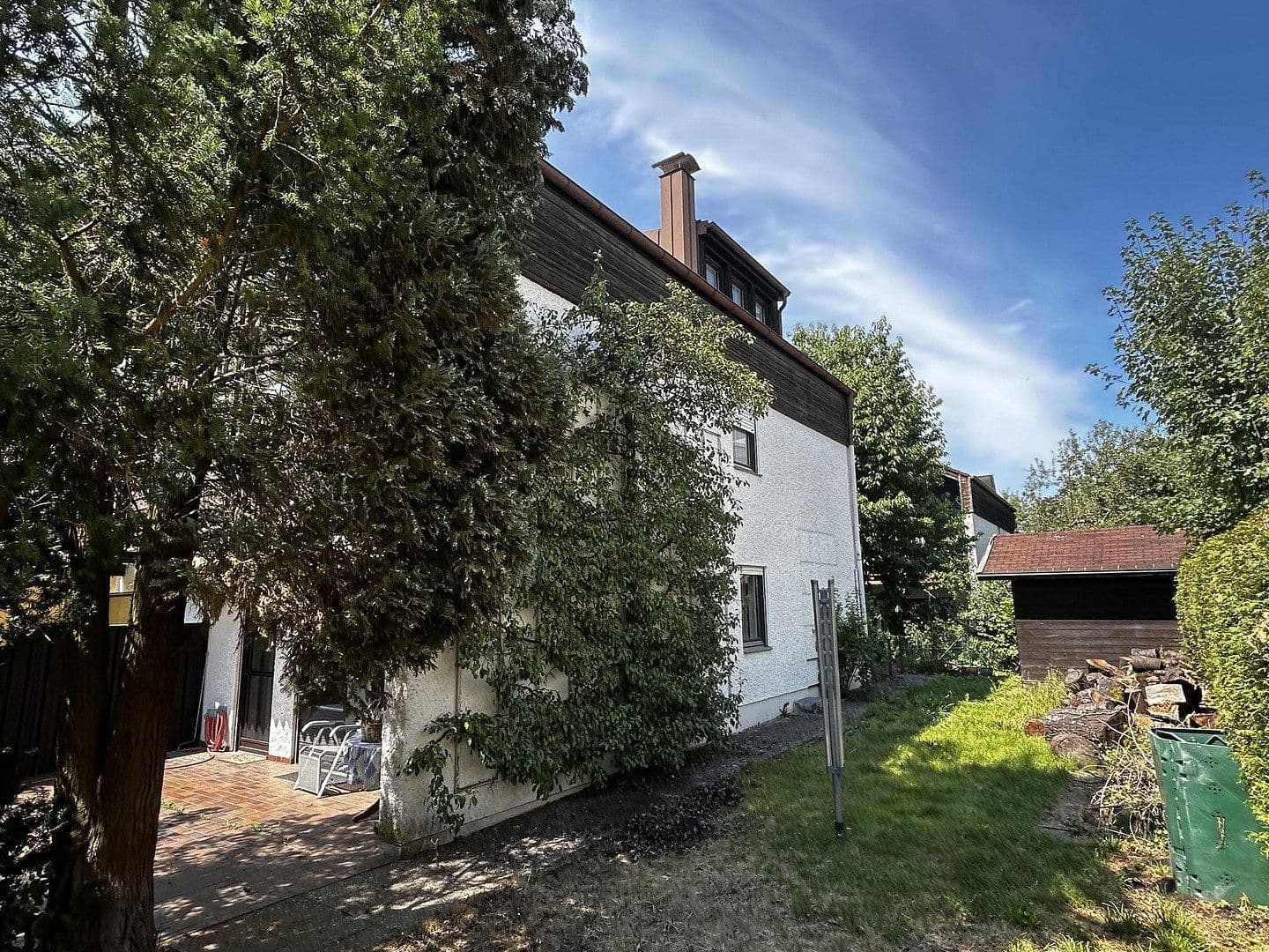 Predaj domu 142 m², pozemok 344 m², Burghausen, Bavorsko Predaj domu 142 m², pozemok 344 m², Burghausen, Bavorsko