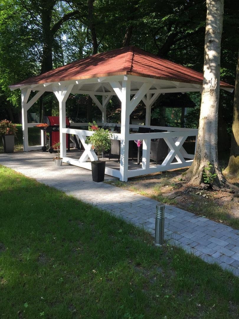 Predaj domu 300 m², pozemok 1.700 m², Im Holze 53, Bremen, Brémy Predaj domu 300 m², pozemok 1.700 m², Im Holze 53, Bremen, Brémy