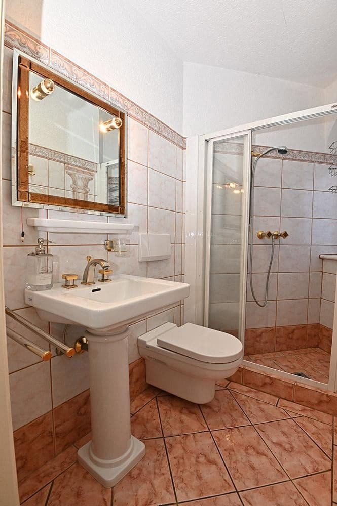 Predaj domu 300 m², pozemok 1.700 m², Im Holze 53, Bremen, Brémy Predaj domu 300 m², pozemok 1.700 m², Im Holze 53, Bremen, Brémy