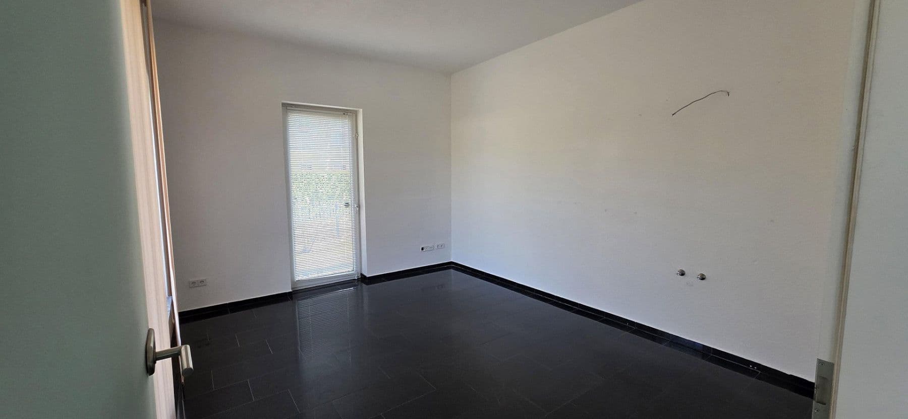 Predaj domu 352 m², pozemok 948 m², Woltersdorf, Brandenbursko Predaj domu 352 m², pozemok 948 m², Woltersdorf, Brandenbursko