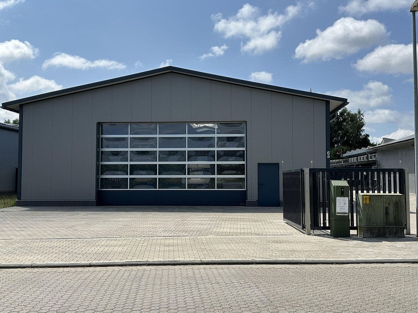 Predaj nebytového priestoru 3.125 m², Hude (Oldenburg), Dolné Sasko Predaj nebytového priestoru 3.125 m², Hude (Oldenburg), Dolné Sasko