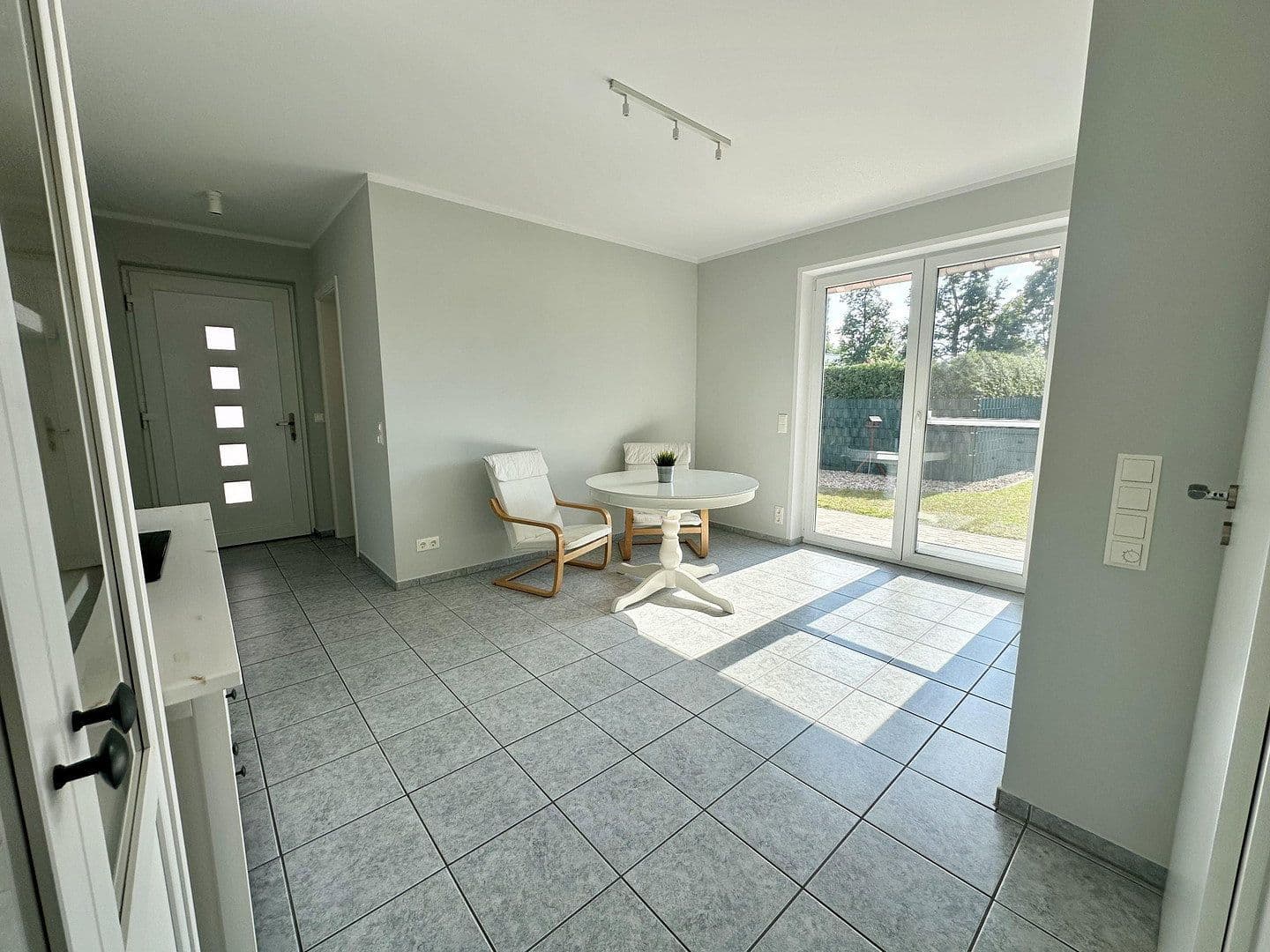 Predaj domu 239 m², pozemok 1.400 m², Lübben (Spreewald), Brandenbursko Predaj domu 239 m², pozemok 1.400 m², Lübben (Spreewald), Brandenbursko