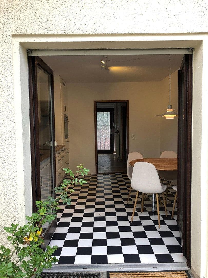 Prenájom domu 150 m², pozemok 1.000 m², Bammental, Bádensko-Wurttembersko Prenájom domu 150 m², pozemok 1.000 m², Bammental, Bádensko-Wurttembersko