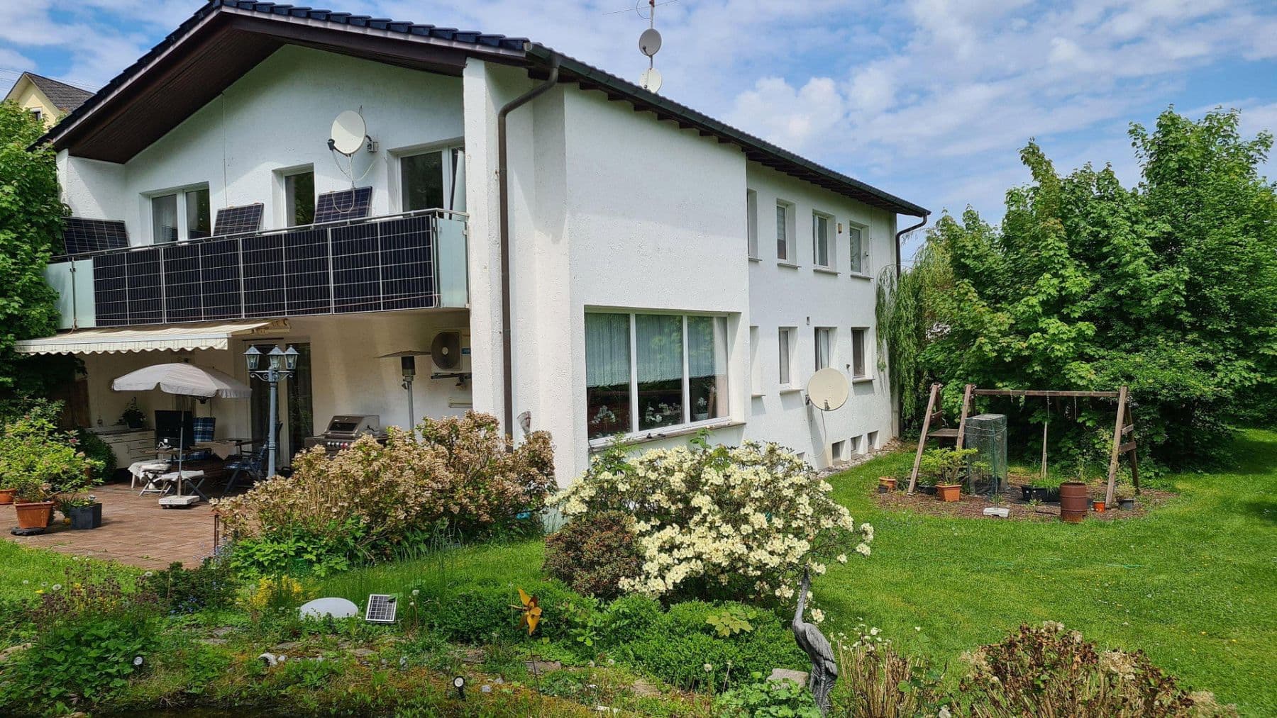 Predaj domu 450 m², pozemok 5.100 m², Weitefeld, Porýnie-Falcko Predaj domu 450 m², pozemok 5.100 m², Weitefeld, Porýnie-Falcko