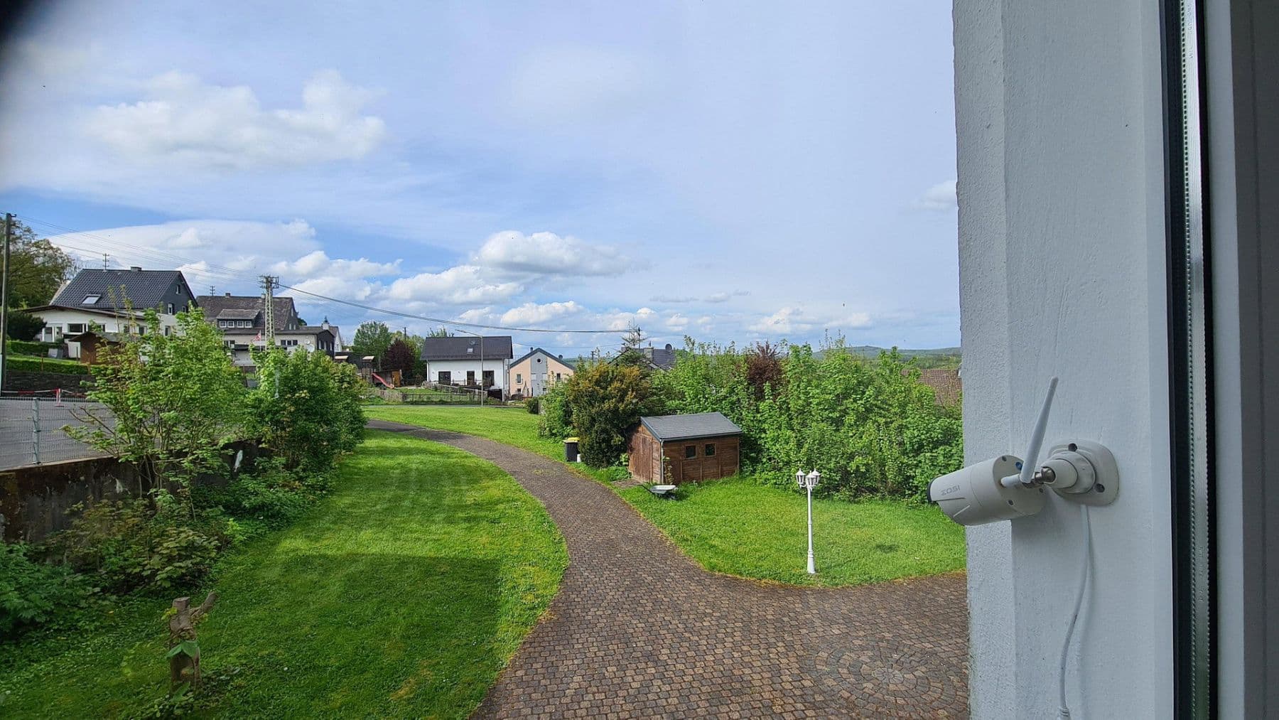 Predaj domu 450 m², pozemok 5.100 m², Weitefeld, Porýnie-Falcko Predaj domu 450 m², pozemok 5.100 m², Weitefeld, Porýnie-Falcko