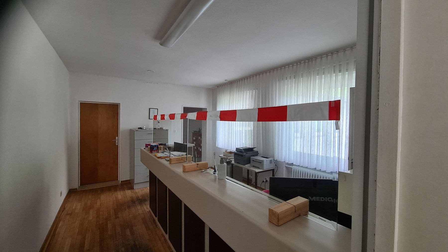 Predaj domu 450 m², pozemok 5.100 m², Weitefeld, Porýnie-Falcko Predaj domu 450 m², pozemok 5.100 m², Weitefeld, Porýnie-Falcko