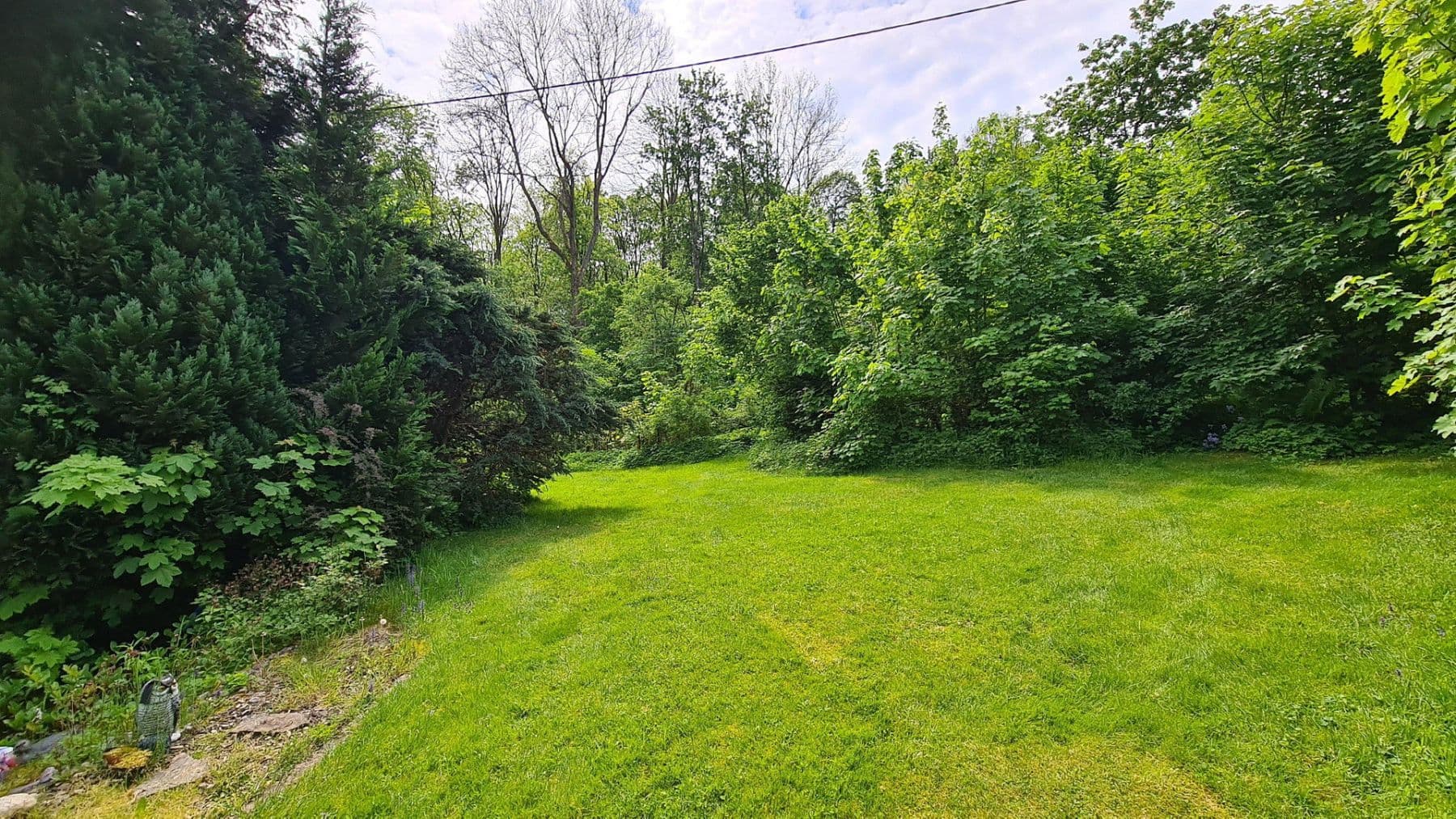 Predaj domu 450 m², pozemok 5.100 m², Weitefeld, Porýnie-Falcko Predaj domu 450 m², pozemok 5.100 m², Weitefeld, Porýnie-Falcko