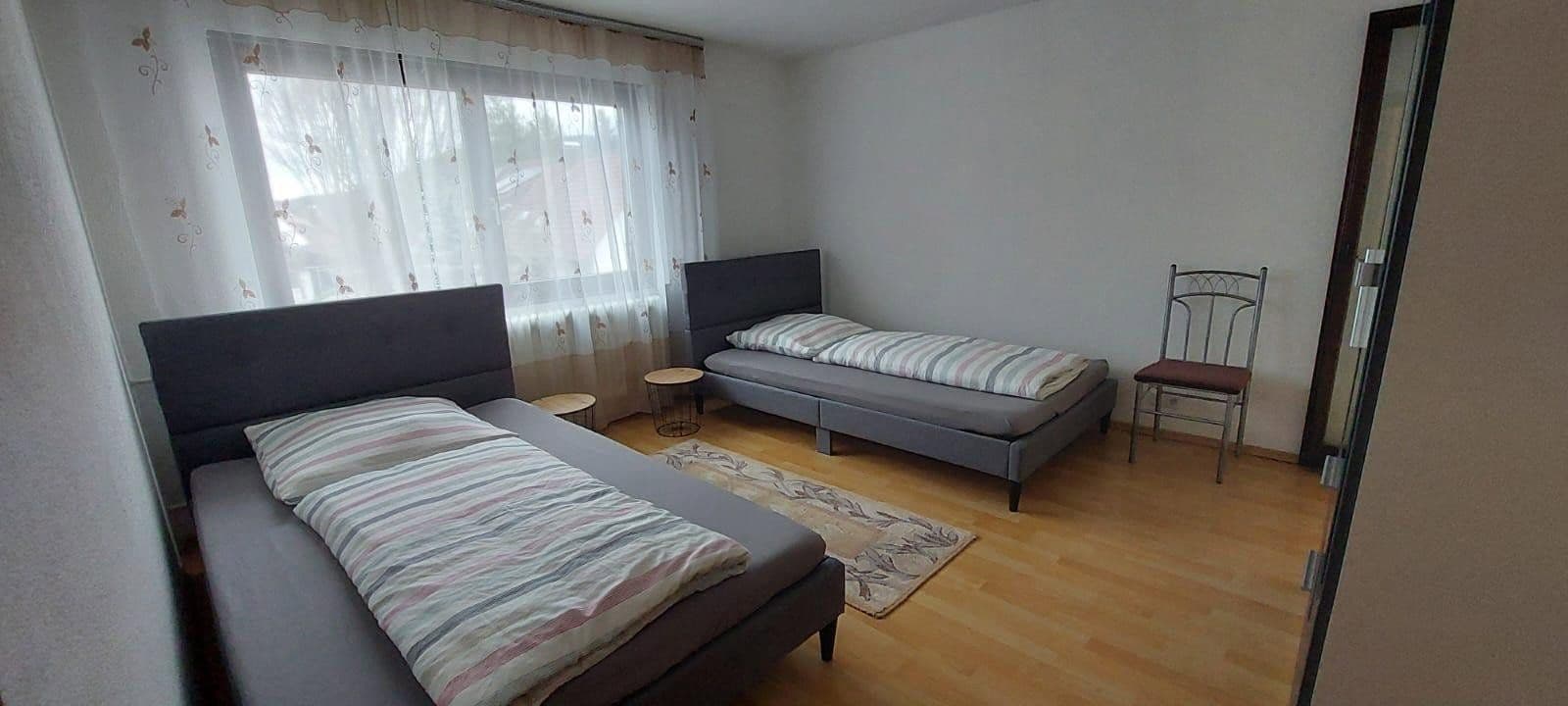 Prenájom bytu 3-izbový 86 m², Tulpenweg 5, Friesenheim, Bádensko-Wurttembersko Prenájom bytu 3-izbový 86 m², Tulpenweg 5, Friesenheim, Bádensko-Wurttembersko