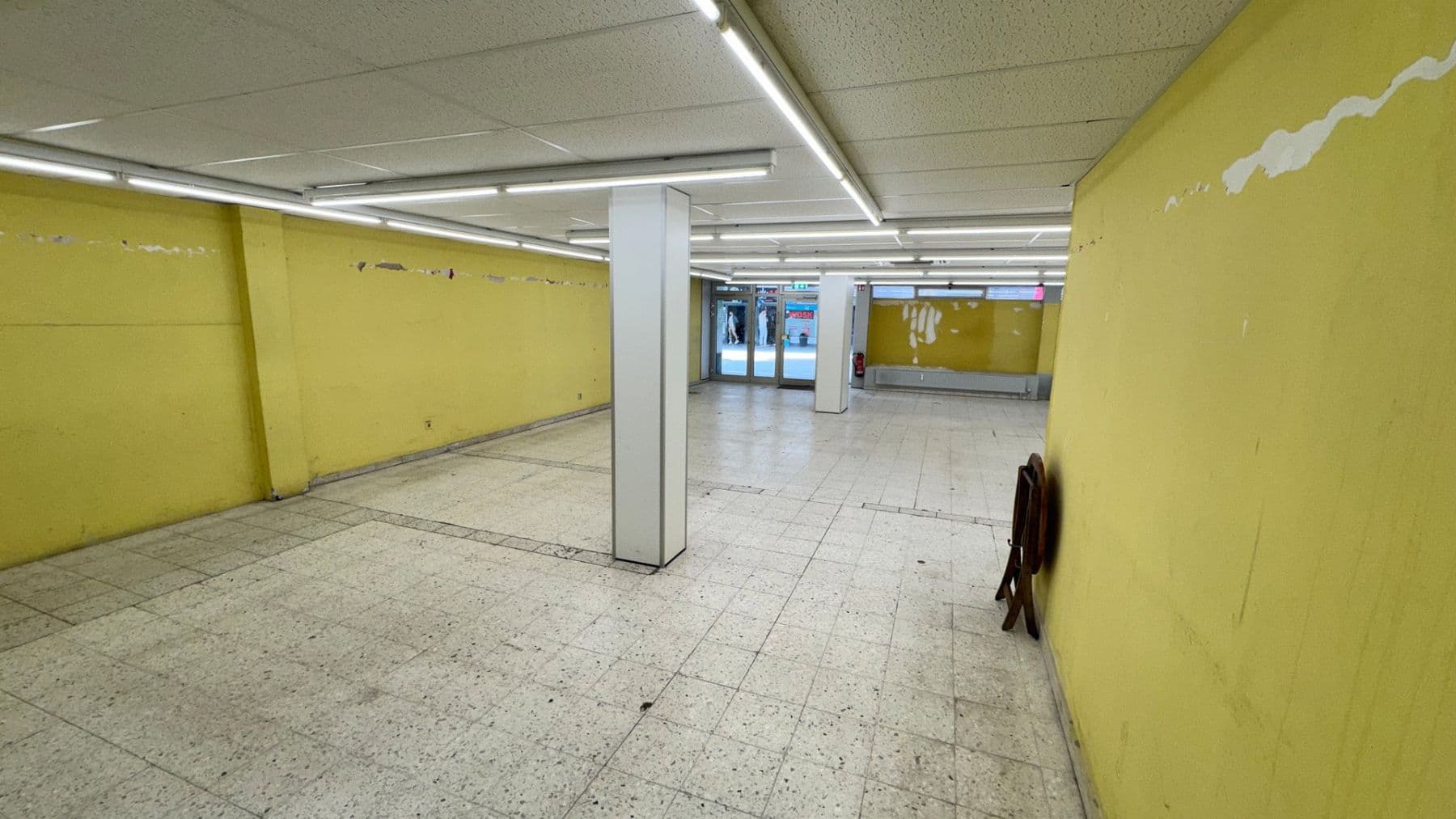 Prenájom nebytového priestoru 287 m², Ehrenfeld Stadtbezirk 4, Bergisch Gladbach, Severné Porýnie - Westfálsko Prenájom nebytového priestoru 287 m², Ehrenfeld Stadtbezirk 4, Bergisch Gladbach, Severné Porýnie - Westfálsko