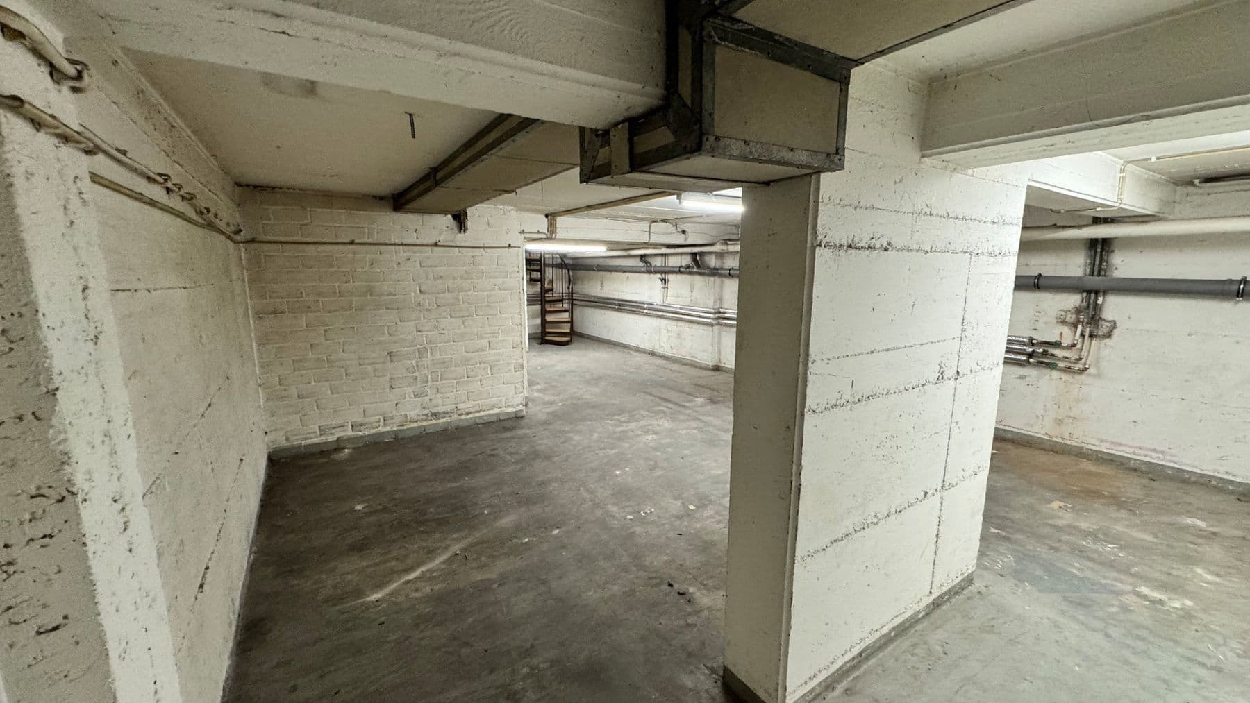 Prenájom nebytového priestoru 287 m², Ehrenfeld Stadtbezirk 4, Bergisch Gladbach, Severné Porýnie - Westfálsko Prenájom nebytového priestoru 287 m², Ehrenfeld Stadtbezirk 4, Bergisch Gladbach, Severné Porýnie - Westfálsko