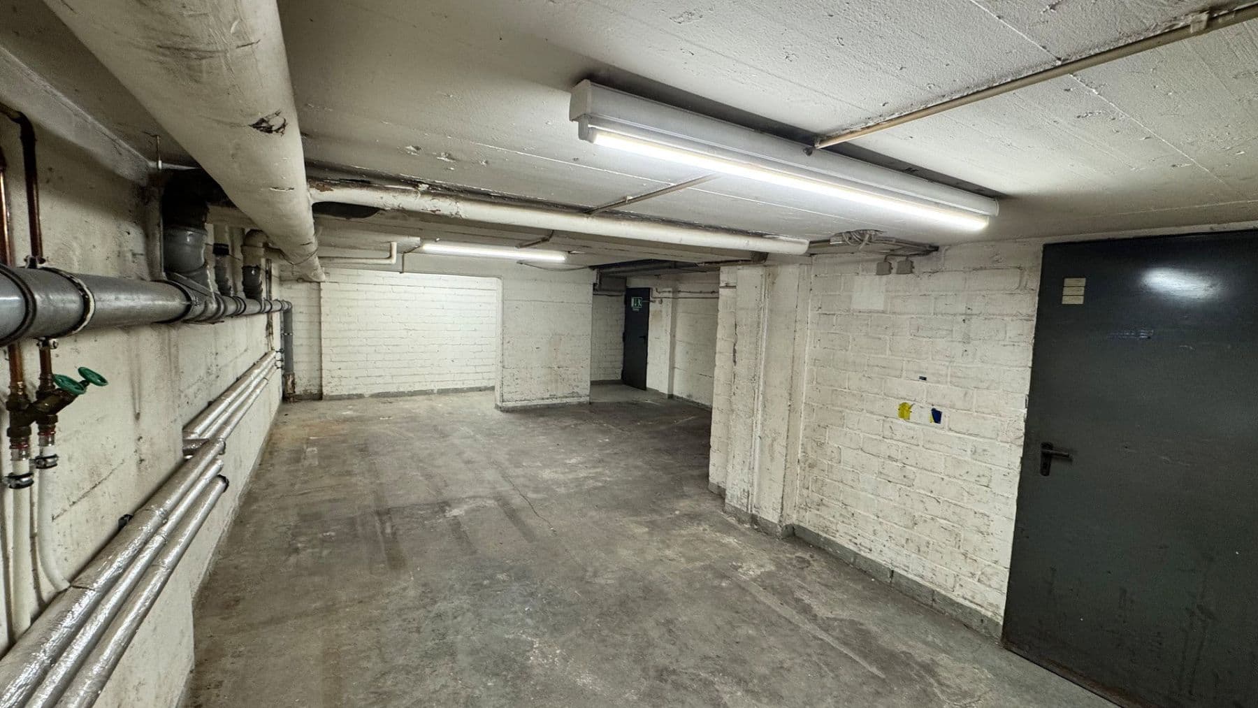 Prenájom nebytového priestoru 287 m², Ehrenfeld Stadtbezirk 4, Bergisch Gladbach, Severné Porýnie - Westfálsko Prenájom nebytového priestoru 287 m², Ehrenfeld Stadtbezirk 4, Bergisch Gladbach, Severné Porýnie - Westfálsko