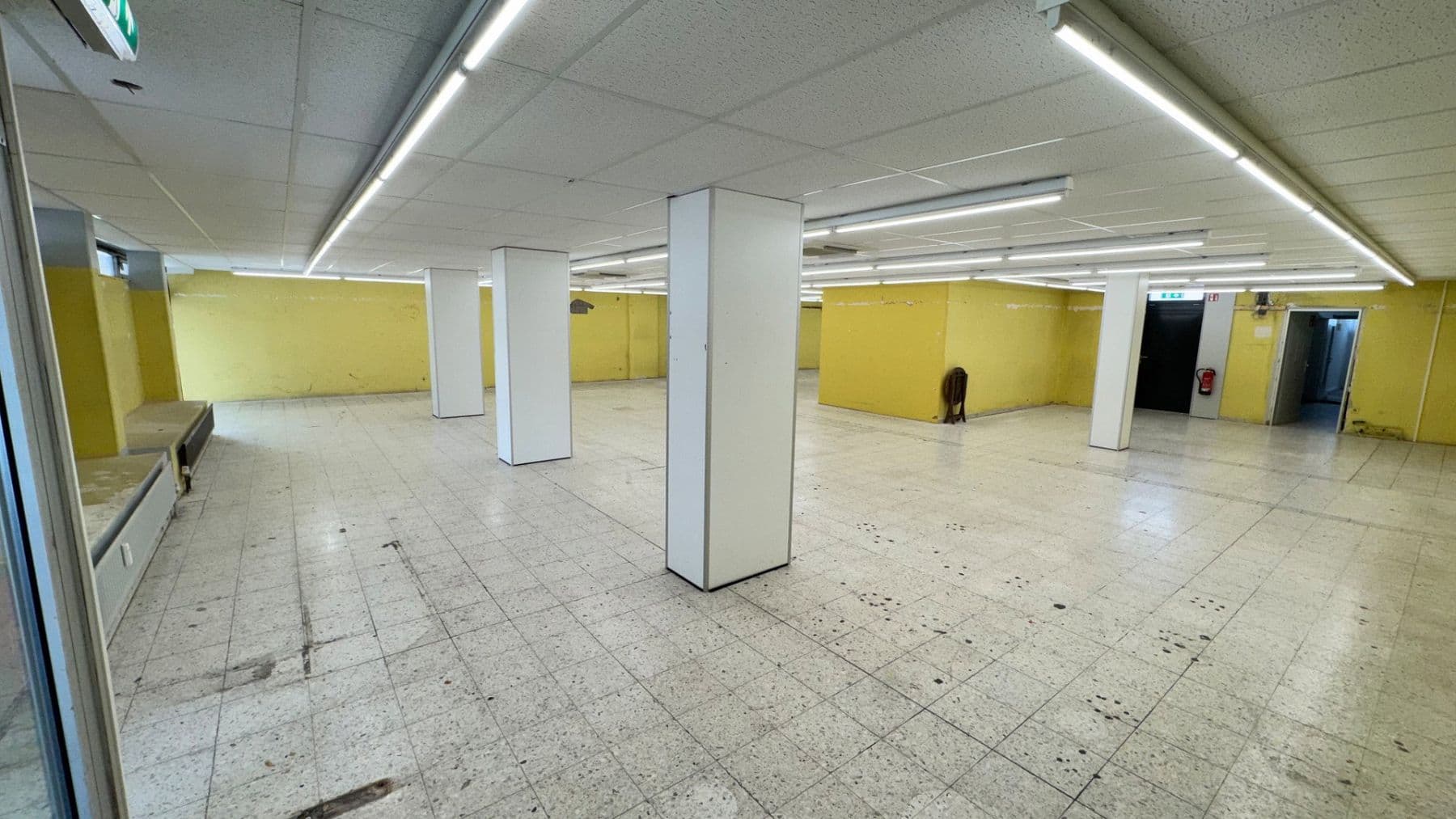 Prenájom nebytového priestoru 287 m², Ehrenfeld Stadtbezirk 4, Bergisch Gladbach, Severné Porýnie - Westfálsko Prenájom nebytového priestoru 287 m², Ehrenfeld Stadtbezirk 4, Bergisch Gladbach, Severné Porýnie - Westfálsko