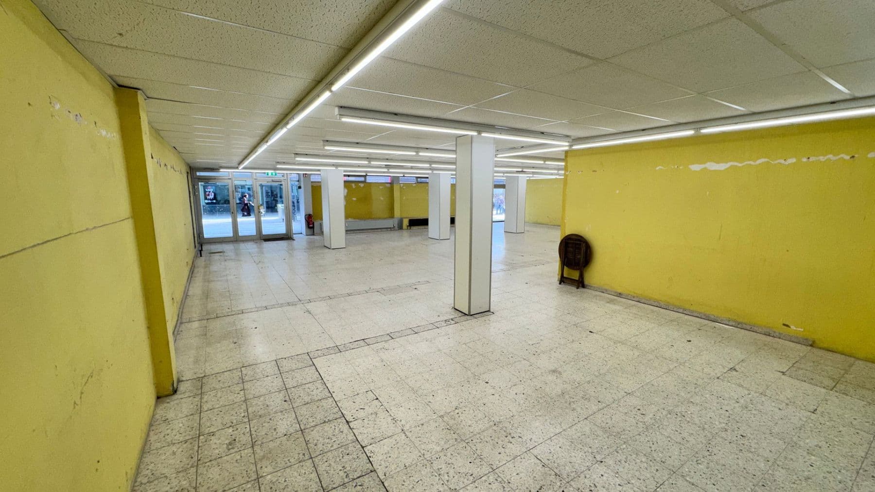 Prenájom nebytového priestoru 287 m², Ehrenfeld Stadtbezirk 4, Bergisch Gladbach, Severné Porýnie - Westfálsko Prenájom nebytového priestoru 287 m², Ehrenfeld Stadtbezirk 4, Bergisch Gladbach, Severné Porýnie - Westfálsko
