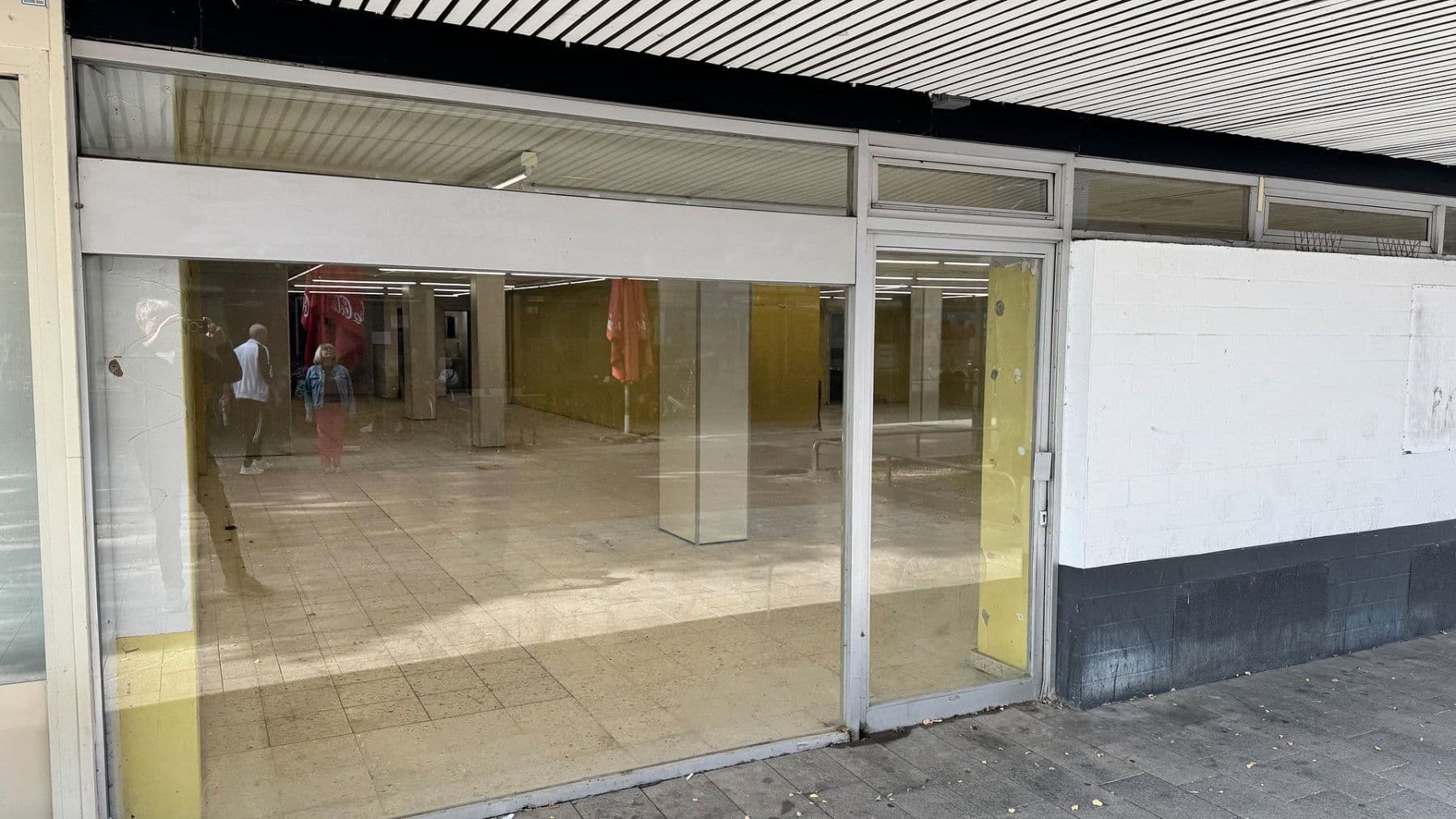 Prenájom nebytového priestoru 287 m², Ehrenfeld Stadtbezirk 4, Bergisch Gladbach, Severné Porýnie - Westfálsko Prenájom nebytového priestoru 287 m², Ehrenfeld Stadtbezirk 4, Bergisch Gladbach, Severné Porýnie - Westfálsko