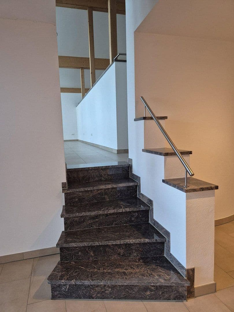 Prenájom kancelárie 150 m², Schwindegg, Bavorsko Prenájom kancelárie 150 m², Schwindegg, Bavorsko